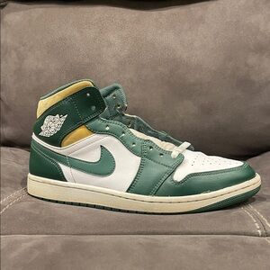 Seattle SuperSonics/ Green Bay Packers Jordan 1s